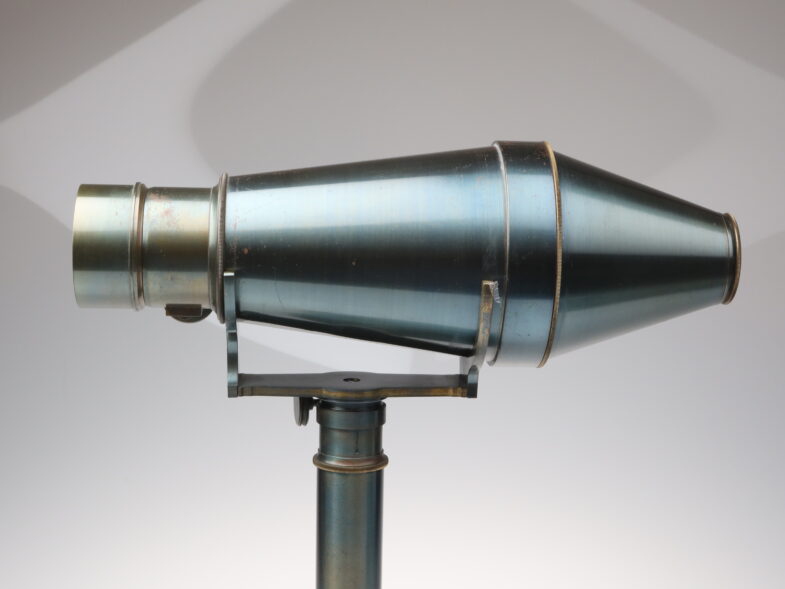 Voigtländer daguerreotype metal camera Petz val lens Replica 98303 - Image 8