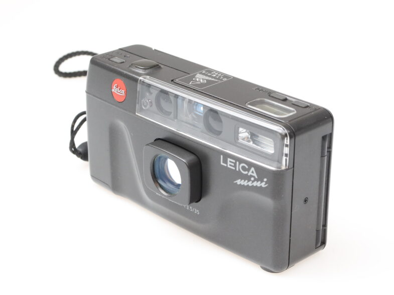 Leica mini Olympia 1992 Kamera Camera Elmar 35mm f3.5 Objektiv Leitz 98390 – Bild 3