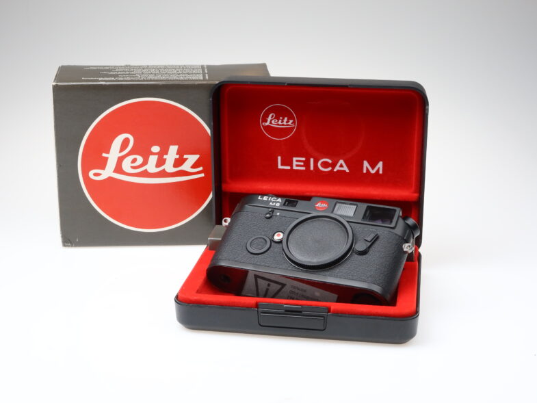 Leica M6 early number Kamera Camera Leitz Logo