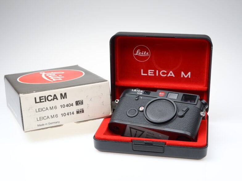 Leica M6 early number Kamera Camera Leitz Logo 98398 never used new service – Bild 2