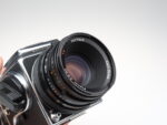 Hasselblad 500C/M Kamera camera Zeiss Planar 80mm f2.8 T* CF Objektiv lens 98406 – Bild 6