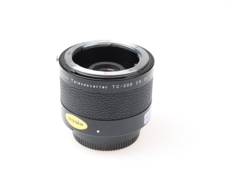 Nikon TC-200 2x Teleconverter