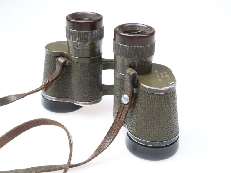 Zeiss 8x30 Dienstglas Bundeswehreigentum Strichplatte Fernglas binoculars  98305 – Bild 6