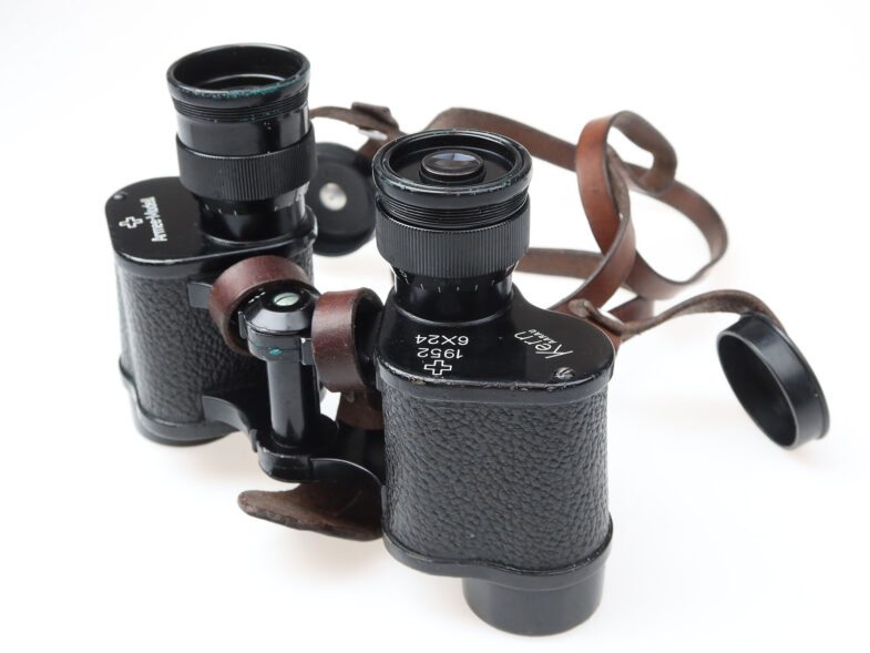 Kern AR 6x24 1952 Armee Modell Fernglas Strichplatte binoculars  98281 – Bild 4