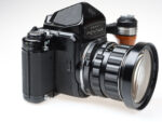 Pentax 6x7 Holzgriff Kamera camera Takumar 55mm f3.5 Objektiv lens 98169/98168 – Bild 6