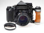 Pentax 6x7 Holzgriff Kamera