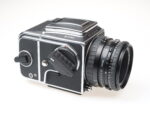 Hasselblad 501CM Kamera Planar 80mm f2.8 T* CB Objektiv 98504 near mint - Image 4