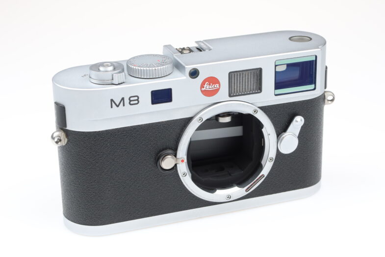 Leica M8 chrome 10702 Leitz only 8700 shoots Leitz 98669 – Bild 2