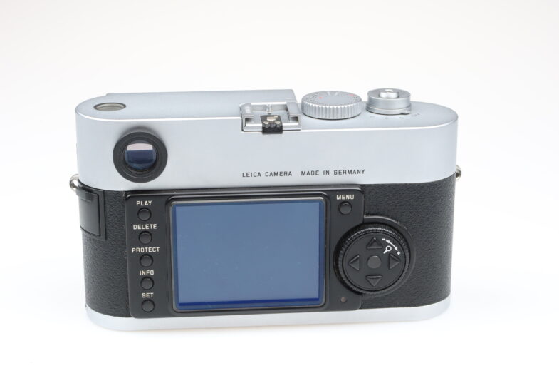 Leica M8 chrome 10702 Leitz only 8700 shoots Leitz 98669 – Bild 4