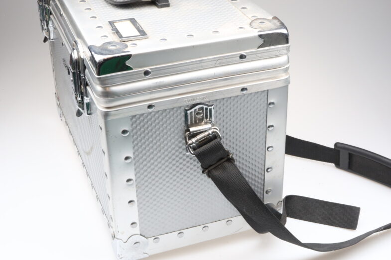 Rimowa Tropicana Fotokoffer Koffer Metall silber chrome  21x26x40cm – Bild 2