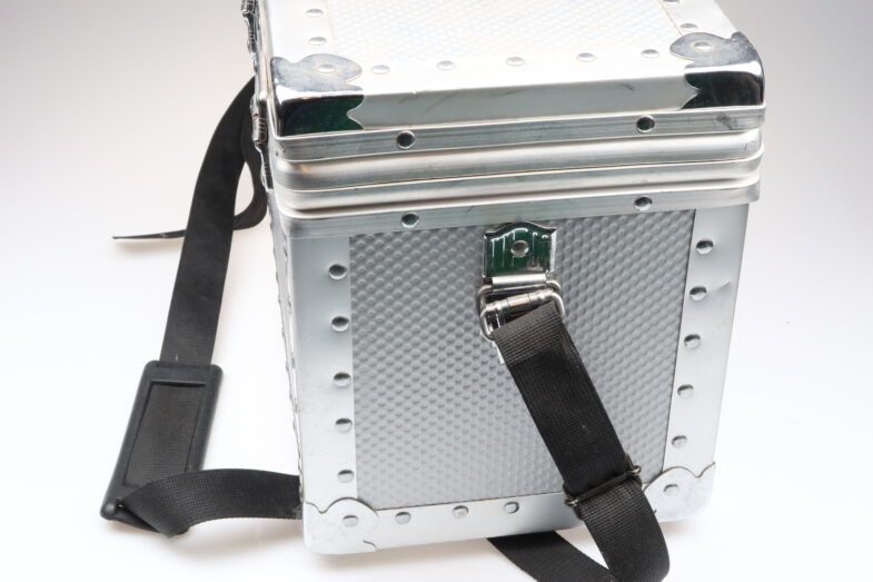 Rimowa Tropicana Fotokoffer Koffer Metall silber chrome  21x26x40cm – Bild 4