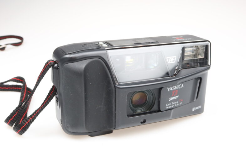 Yashica T3 Super Kamera Zeiss Tessar 35 mm f3.5 T* Objektiv 98083 – Bild 2