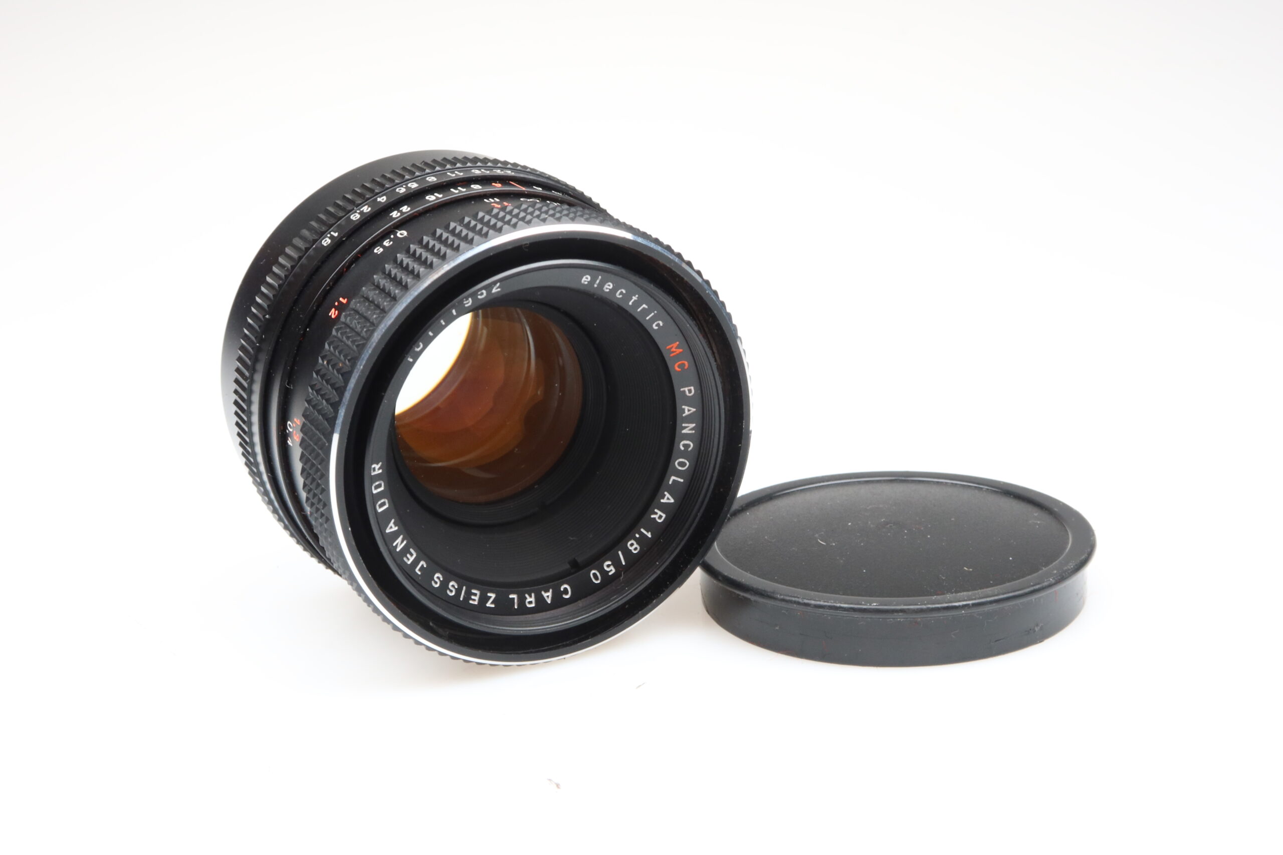 IMG_8692 Carl Zeiss Pancolar 50mm f1.8 MC electric Objektiv