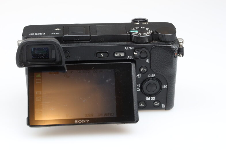 SONY alpha 6300 4K Kamera camera 17800 Auslösungen 99121 - Image 6