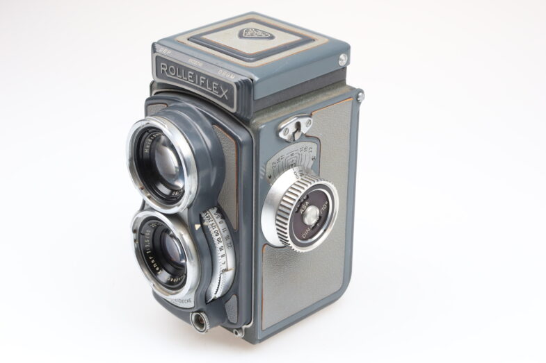 Rolleiflex 4x4 Baby grey Kamera Schneider Xenar 60mm f3.5 lens 98946 RARE Attrappe - Image 2