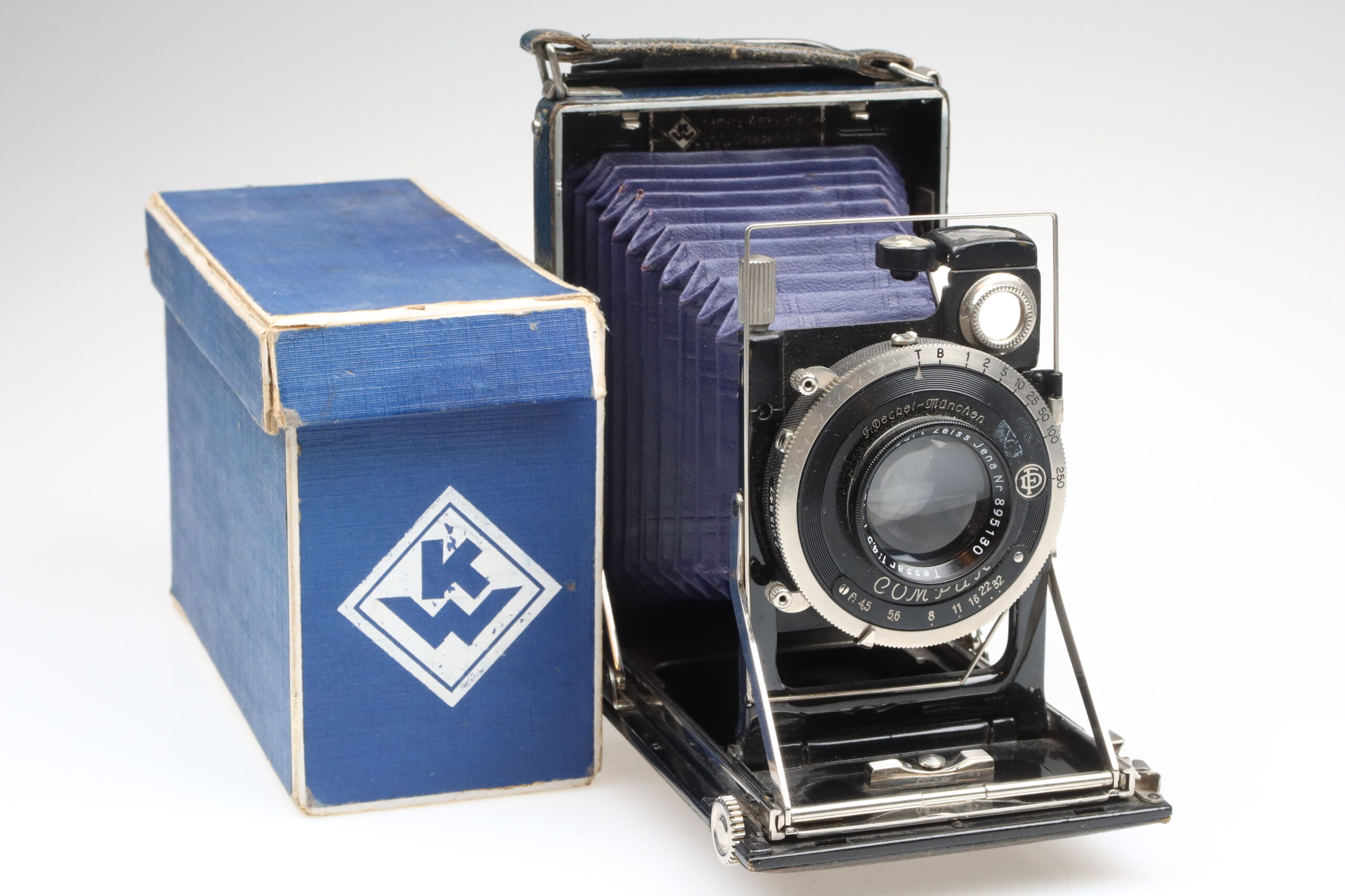 IMG_6071 KW Dresden Patent Etui Blau Blue 6,5x9