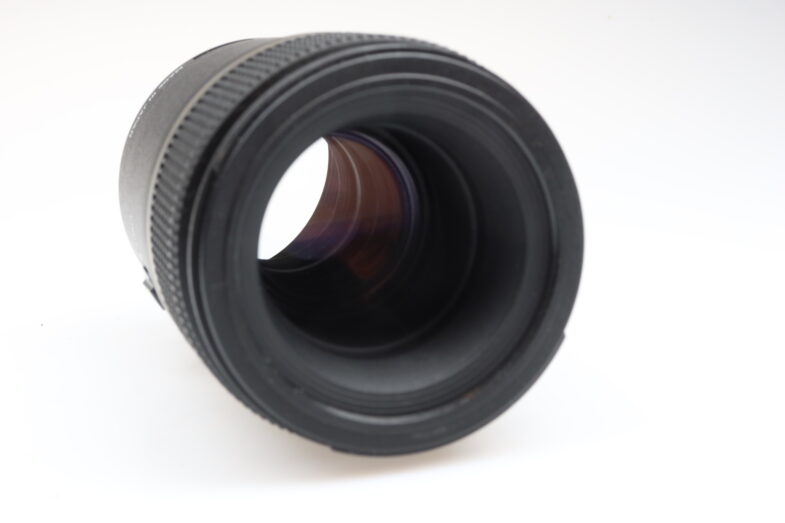 Tamron SP 90mm f2.8 Macro AF Di Objektiv Canon EF Anschluss 99268 near mint - Image 6