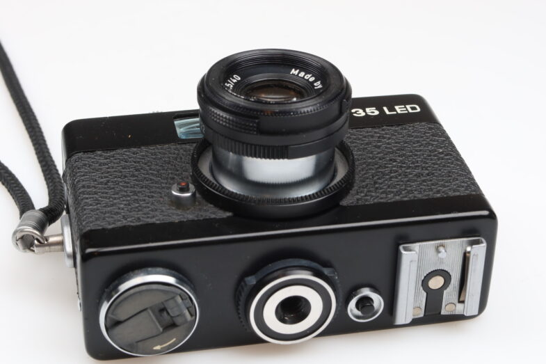 Rollei 35 LED Kamera camera Triotar 40mm f3.5 Objektiv lens 98786 – Bild 6