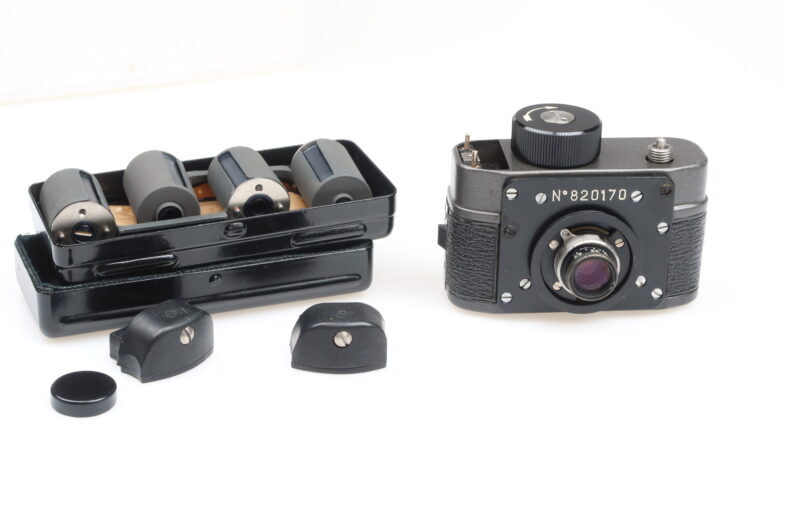 Ajax 12 Krasnogorsk F-21 Miniatur KGB Spionage Kamera mit Herrenhandtasche