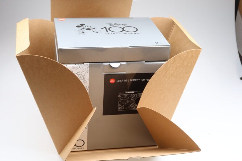 Leica Q2 Disney 100 Years of Wonder 19092 full Set 99534 near mint – Bild 12