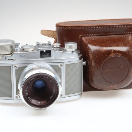 Finetta 99 Kamera Camera Saraber Finon 45mm f2.8 Objektiv