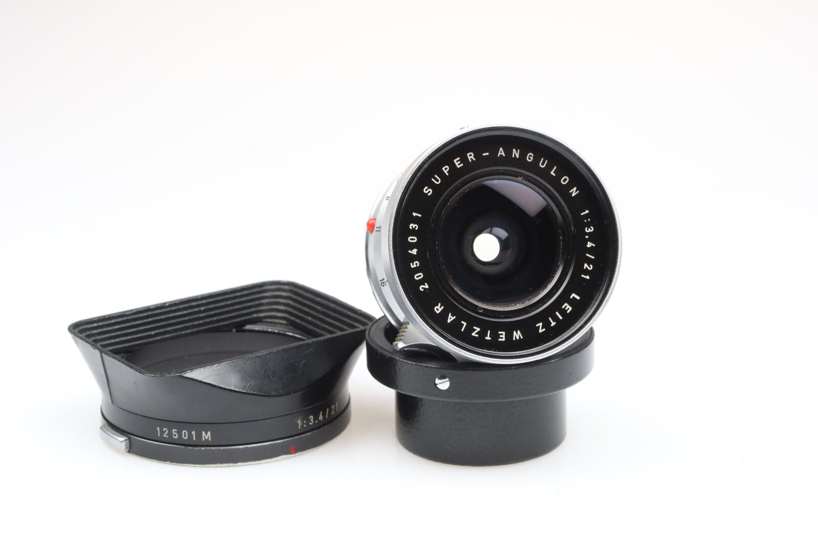 IMG_9555 Leica Super Angulon M 21mm f3.4 Objektiv Lens 12501M Hood Leitz