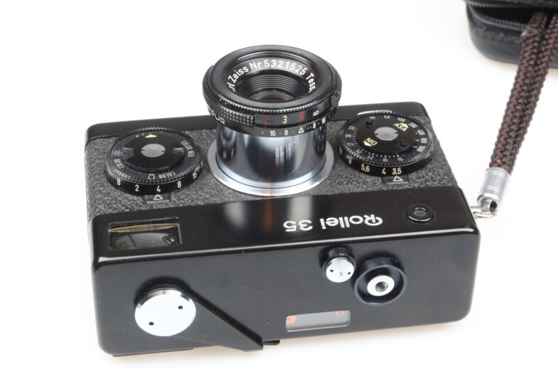 Rollei 35 black paint Germany Kamera Tessar 40mm lens 99833 near mint – Bild 5