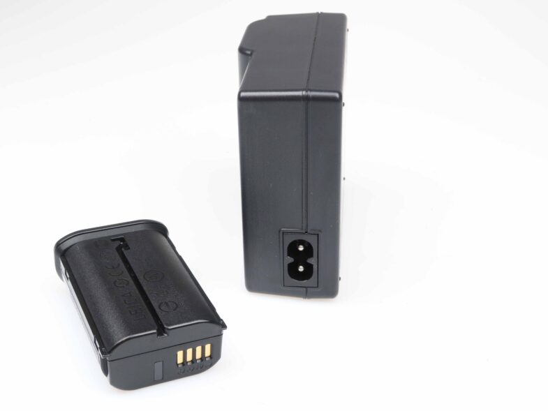 Leica Akku für Q2 SL2 BP-SCL4 16024 with charger Leitz 97531 near mint wie neu – Bild 3