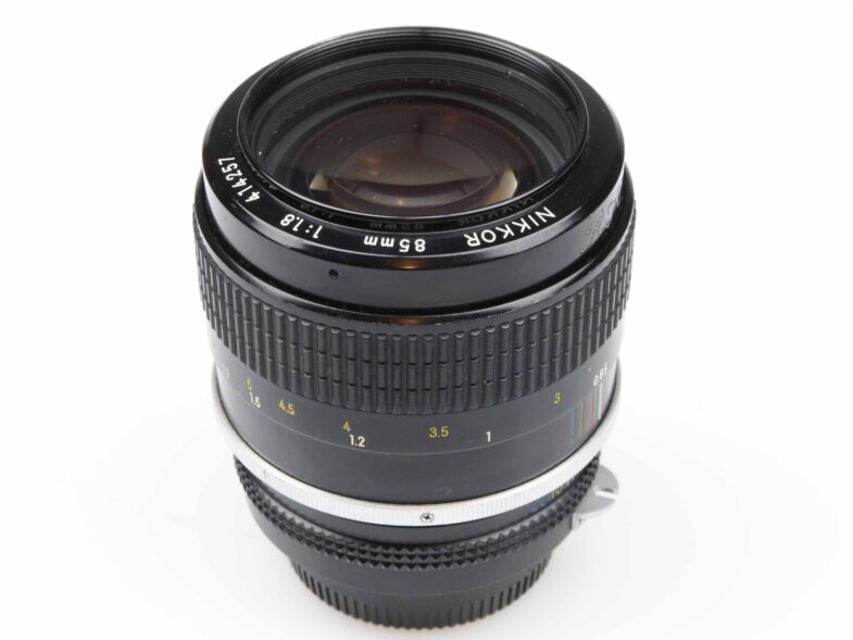 Nikon Nikkor 85mm f1.8 non Ai Objektiv Lens 97506 - Image 3