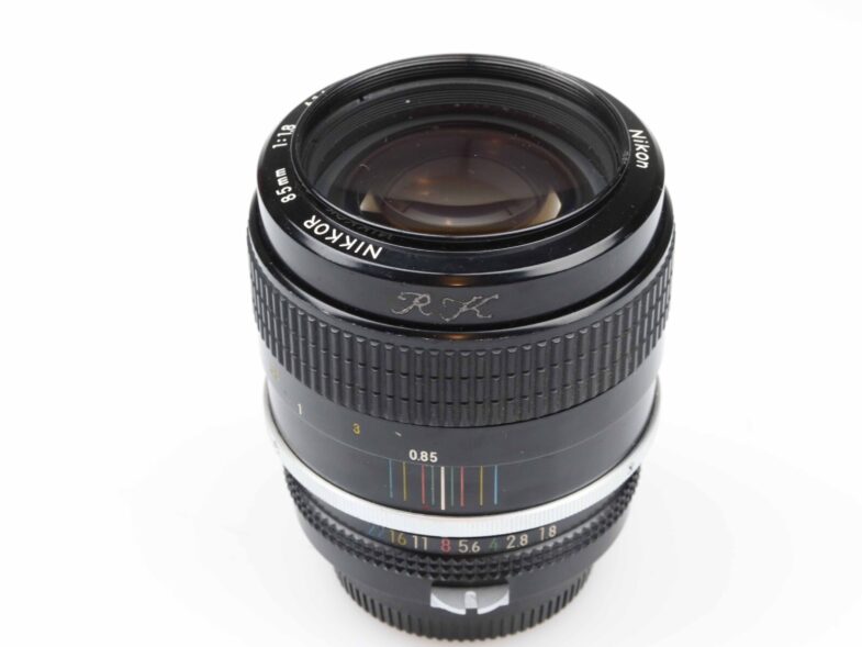 Nikon Nikkor 85mm f1.8 non Ai Objektiv Lens 97506 - Image 4
