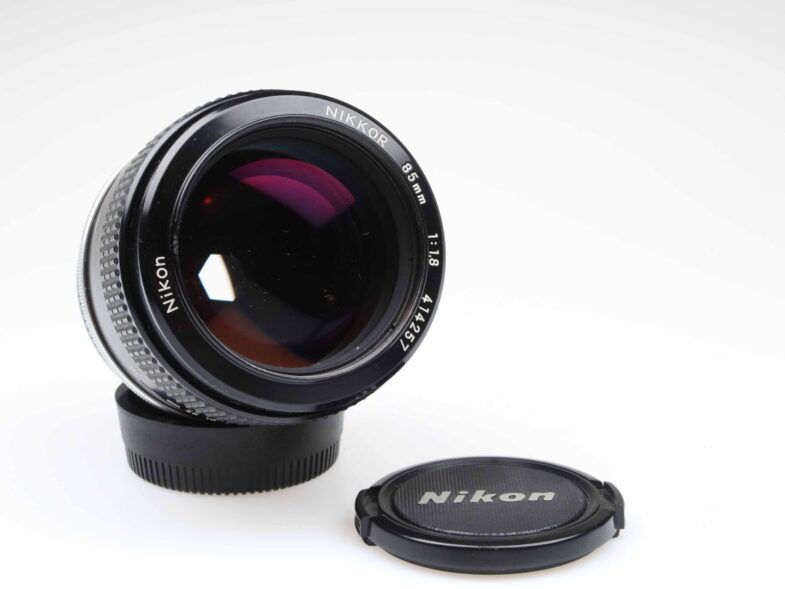 Nikon Nikkor 85mm f1.8 non Ai Objektiv Lens 97506 – Bild 1
