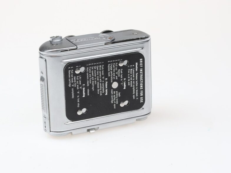 Tessina 35 Kamera Miniaturkamera miniature Umspulgerät Kette und Zubehör 98122 – Bild 4