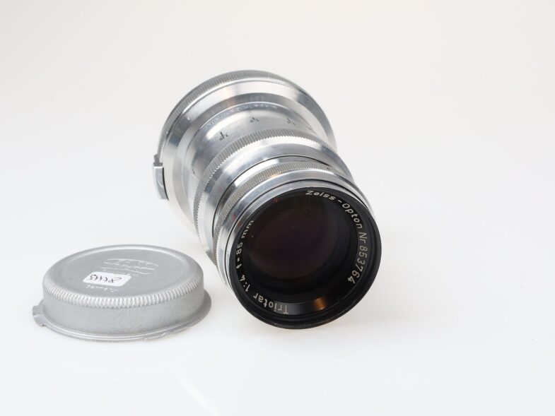 Zeiss Triotar 85mm f4 redT Objektiv lens Contax Anschluss 97778 top condition - Image 1