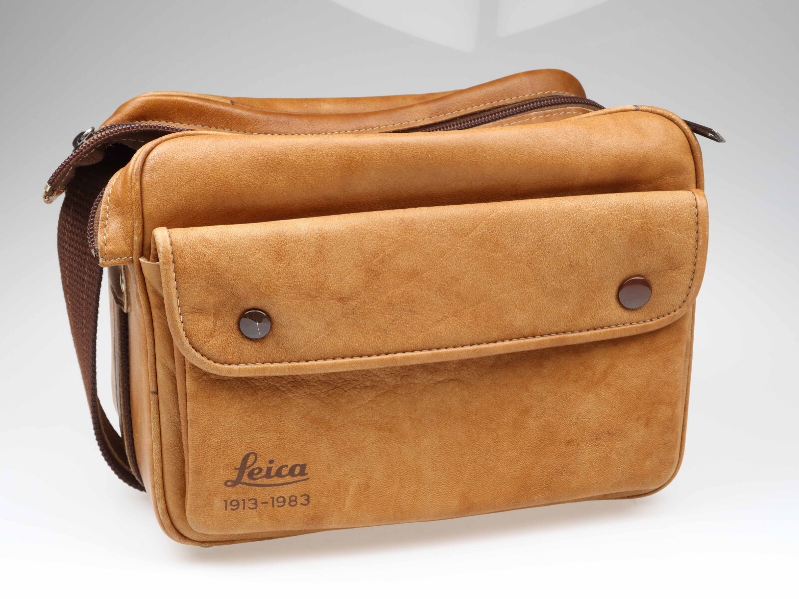 Leica-M4-P-Edition-1913-1983-Kamera-Tasche-Case-Universaltasche-97644-157088608672 Leica M4-P Edition 1913-1983 Kamera Tasche Case Universaltasche 97644 - Image 1