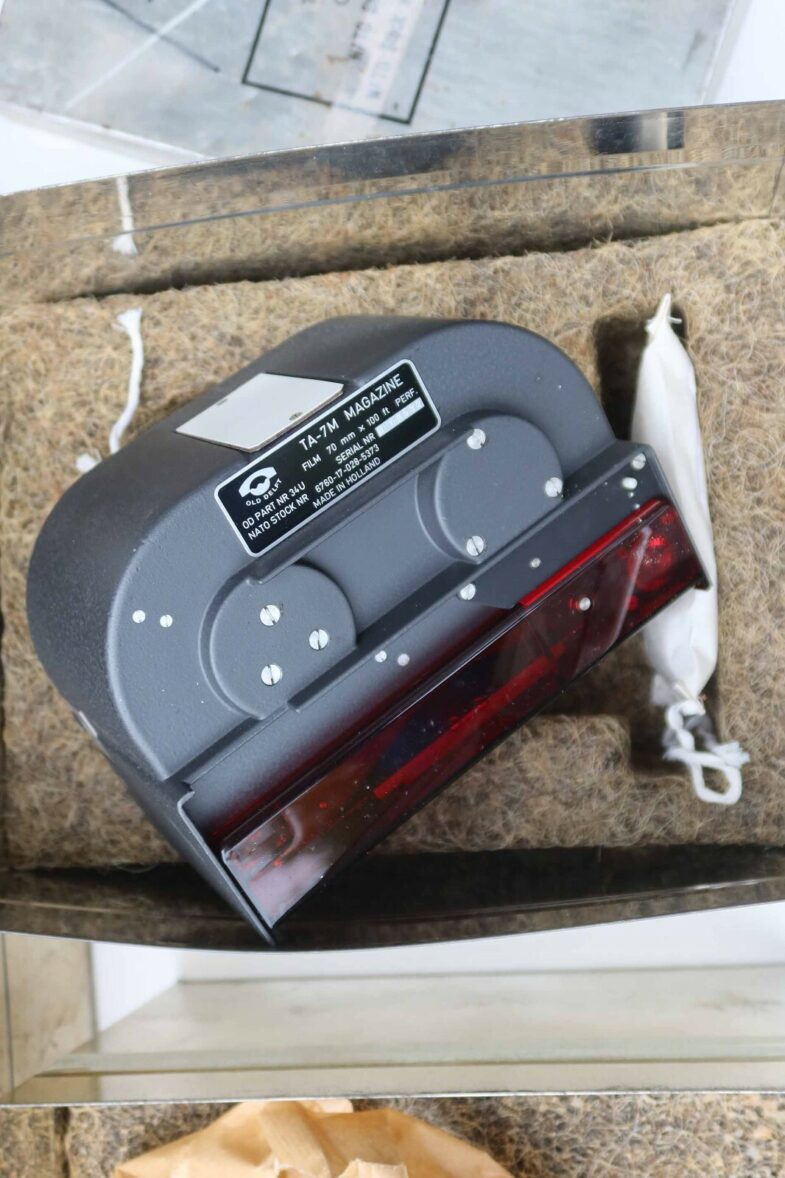 Old Delft Aerial Camera TA 7M Luftbildkamera NATO with matching box – Bild 4