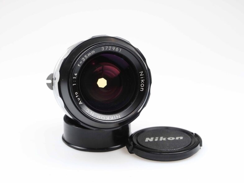 Nikon Nikkor NC Auto 35mm f1.4 Thorium Objektiv Lens 97505 - Image 1