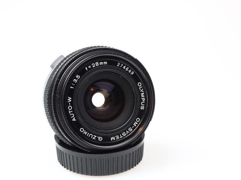 Olympus OM System 28mm f3.5 Auto-W G.Zuiko Objektiv lens 98087 – Bild 1