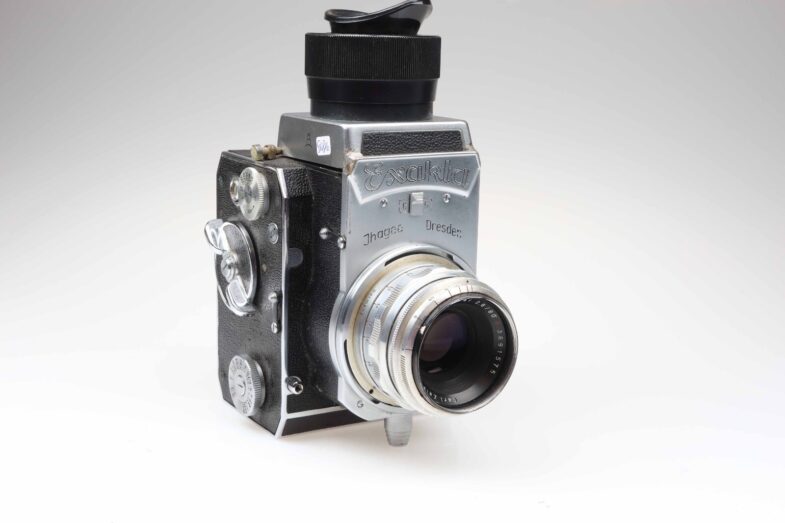 Ihagee Dresden Exakta 6x6 Kamera vertical Tessar 80mm f2.8 red T Lens 96816 – Bild 1