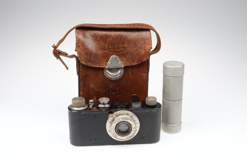 Leica I black Nickel Elmar 50mm f3.5 Etrin case 96625 - Image 1