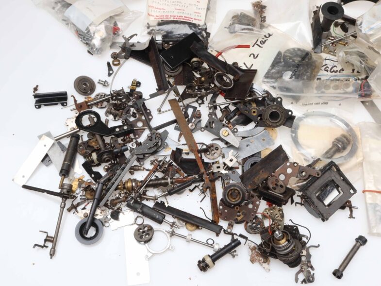 Leica SL SL2  Zubehör Ersatzteile Accessories Spare part Leitz 97204 - Image 2