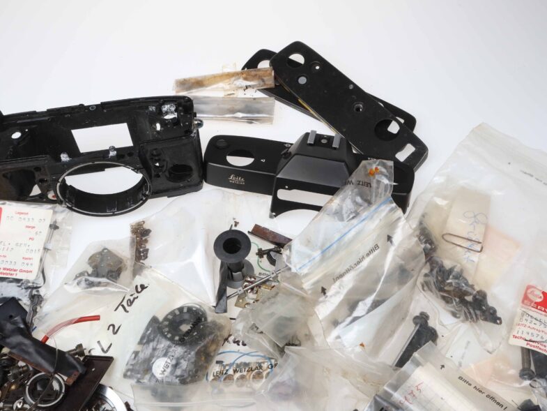 Leica SL SL2  Zubehör Ersatzteile Accessories Spare part Leitz 97204 - Image 4