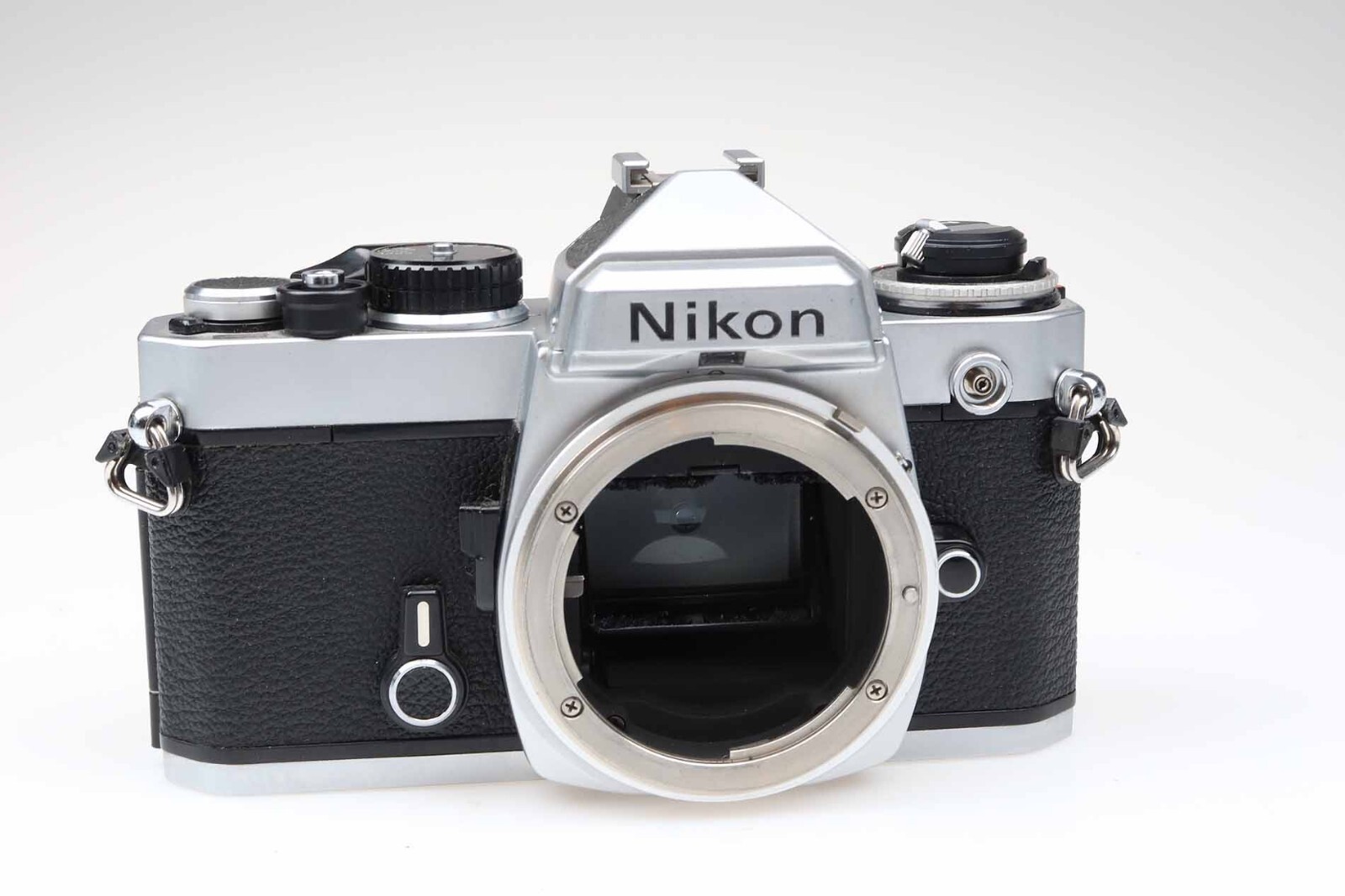 Nikon-FE-Kamera-Camera-top-condition-96542-365334814106 Nikon FE Kamera Camera top condition 96542 – Bild 1