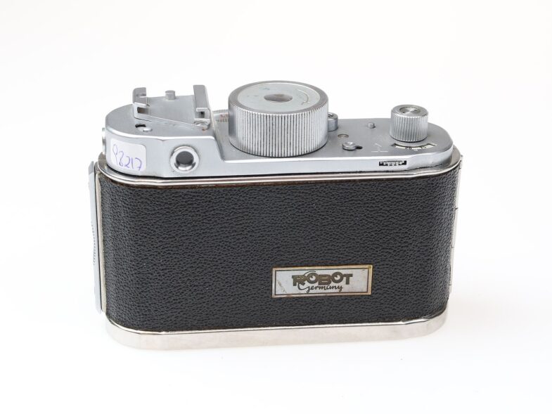 Robot IIa Kamera camera Schneider Kreuznach Xenon 40mm f1.9 Objektiv lens 98217 – Bild 4