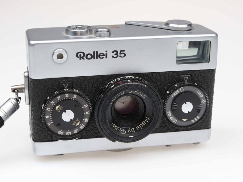 Rollei 35 Zeiss Tessar 40mm f3.5 Objektiv lens 97449 - Image 1