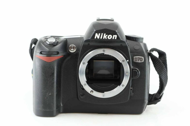 NIKON D70 Camera 91216 - Image 2