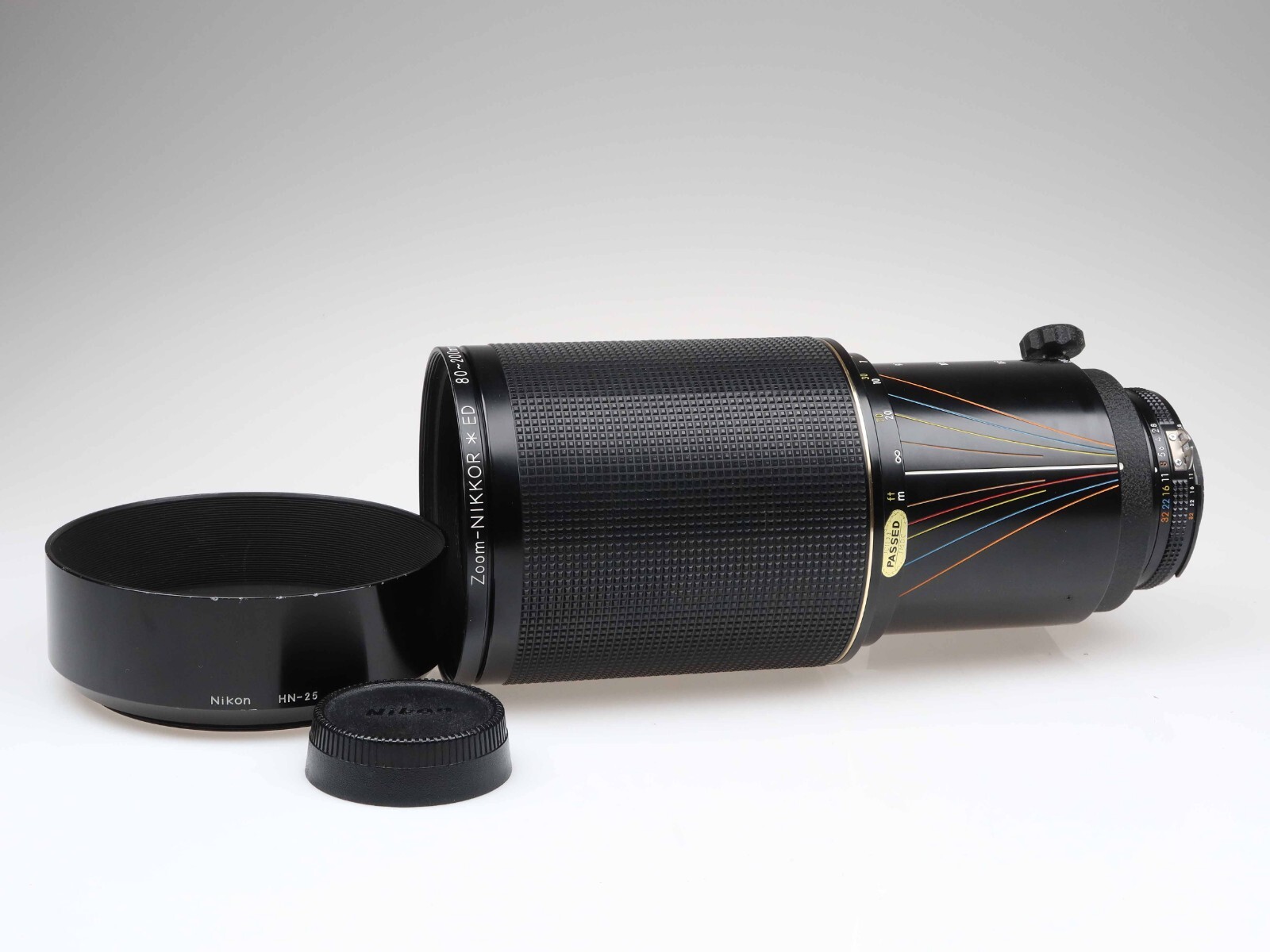 Nikon-Zoom-Nikkor-ED-80-200mm-f28-Objektiv-Lens-97115-near-mint-wie-neu-365465466647 Nikon Zoom Nikkor * ED 80-200mm f2.8 Objektiv Lens 97115 near mint wie neu – Bild 1