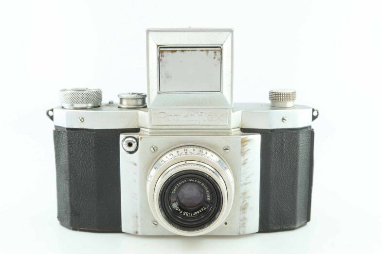 Praktiflex mit Carl Zeiss Tessar 3,5 5 cm red T   86919 - Image 1