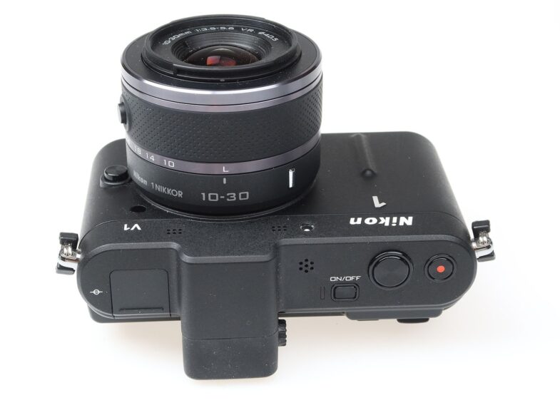 Nikon 1 V1 Kamera 10-30mm f3.5-5.6 30-110mm f3.8-5.6 near mint 98191 - Image 7