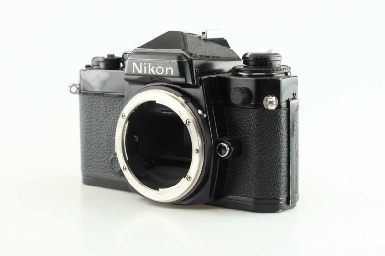 Nikon FE Black Kamera Camera 94200 – Bild 2