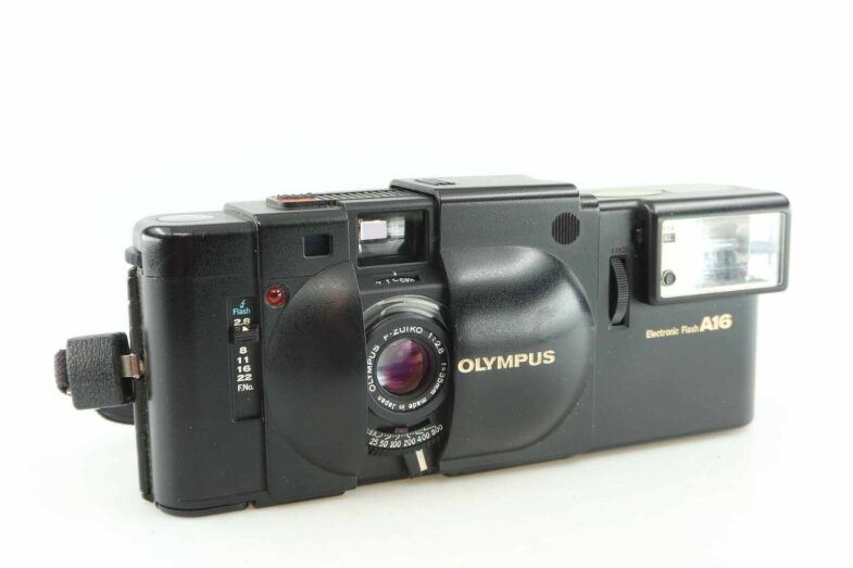 Olympus XA Zuiko 35 35mm und A16 Electronic Flash 89395 – Bild 2